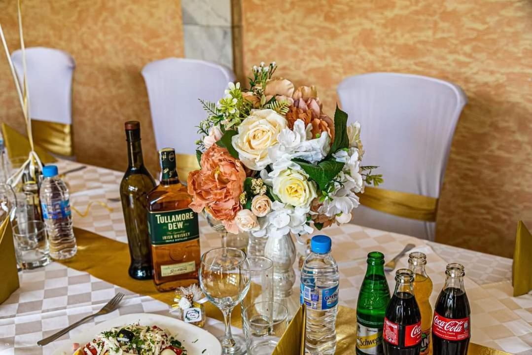 Hotel Montana Zewnętrze zdjęcie