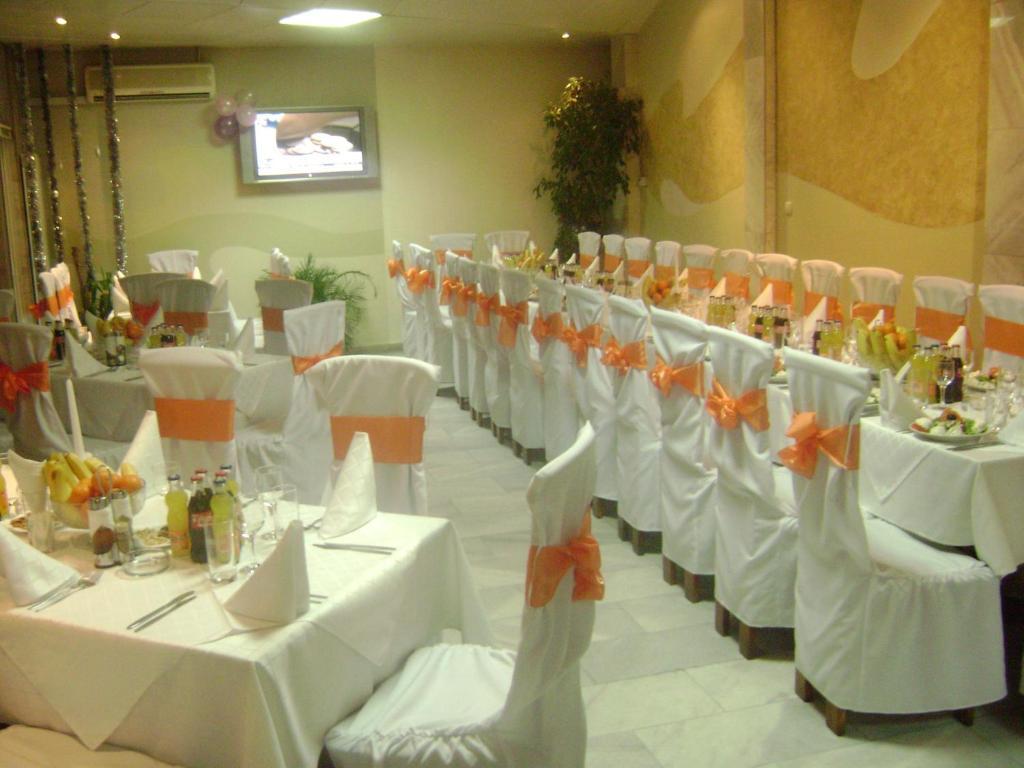 Hotel Montana Zewnętrze zdjęcie