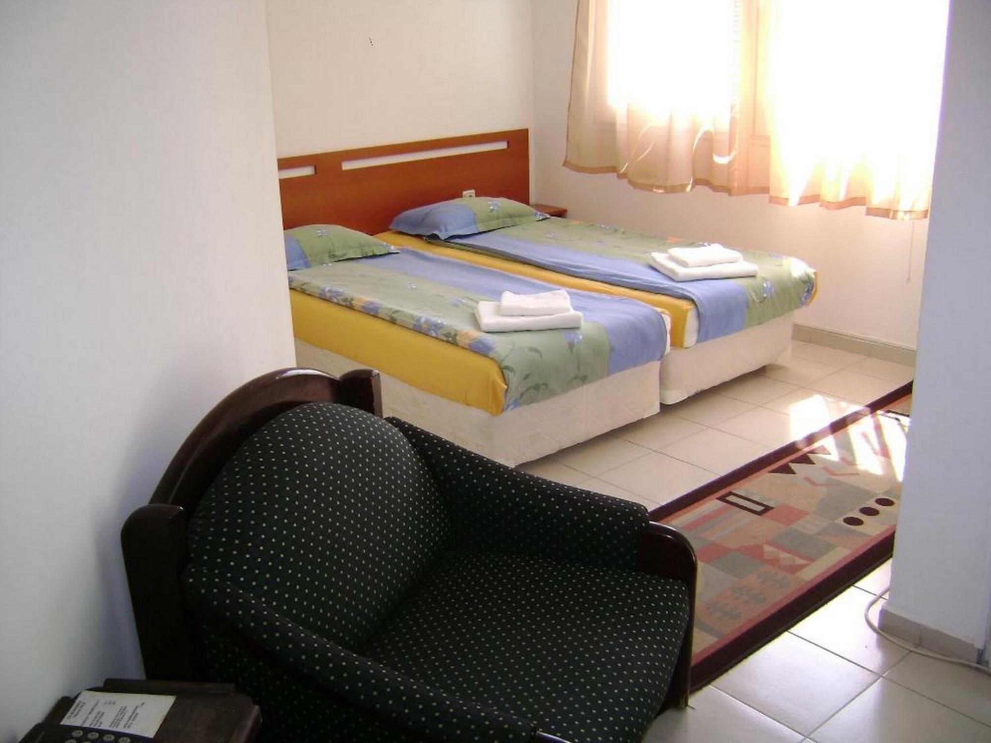 Hotel Montana Zewnętrze zdjęcie